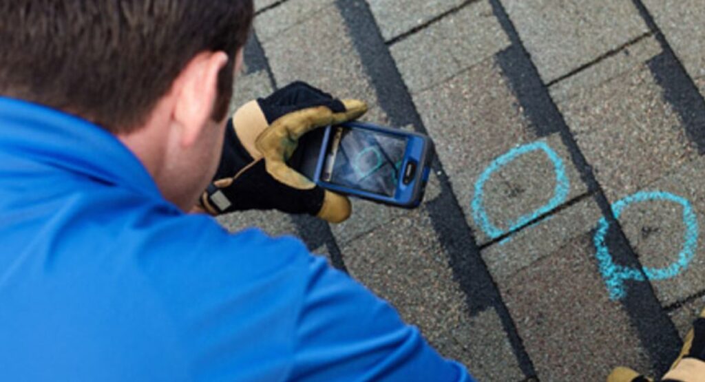 Regular Roof Inspections and Early Warning Signs